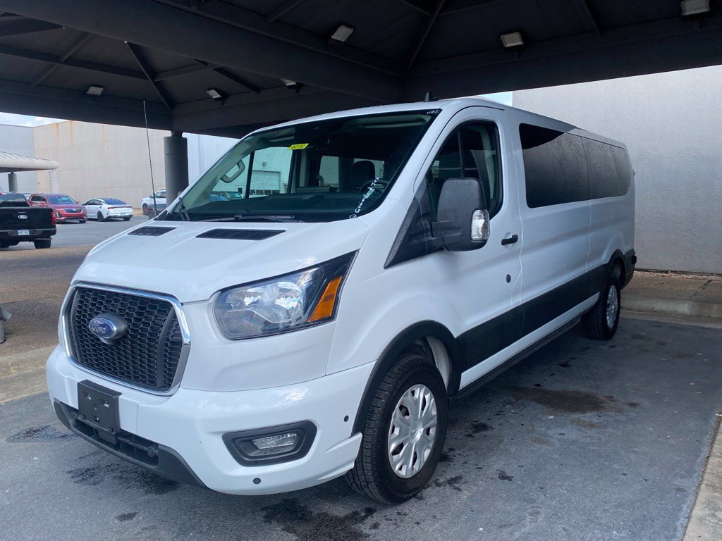 Certified 2024 Ford Transit 350 XLT RWD image 3