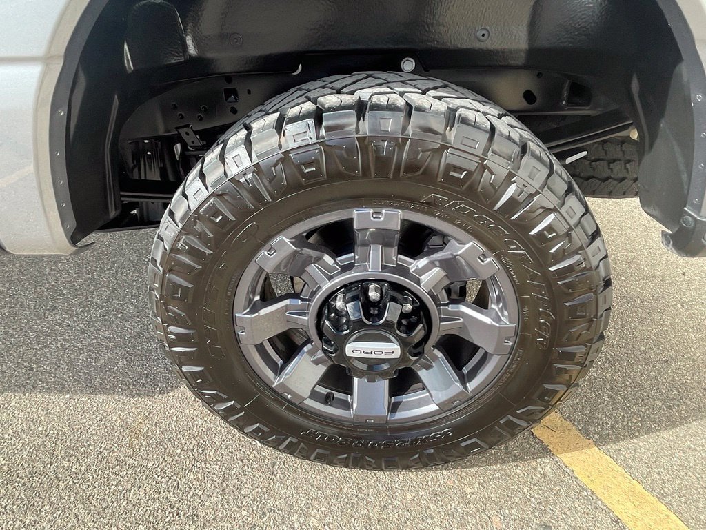 Certified 2025 Ford F250 XL w/ STX Appearance Package AWD/4WD image 32