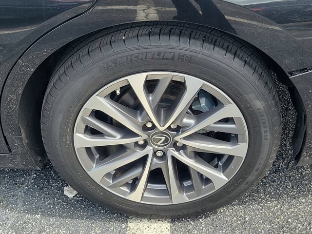 Used 2023 Lexus ES 350 w/ Accessory Package (Z1) FWD image 7