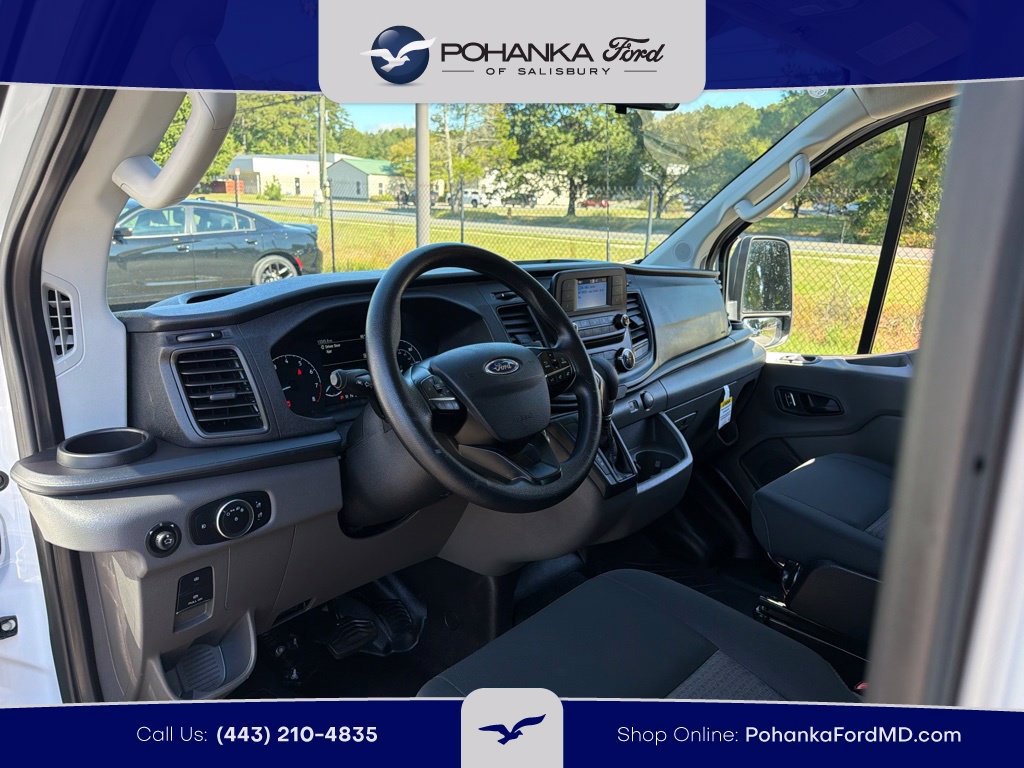 Certified 2025 Ford Transit 250 Low Roof w/ Exterior Upgrade Package RWD image 8