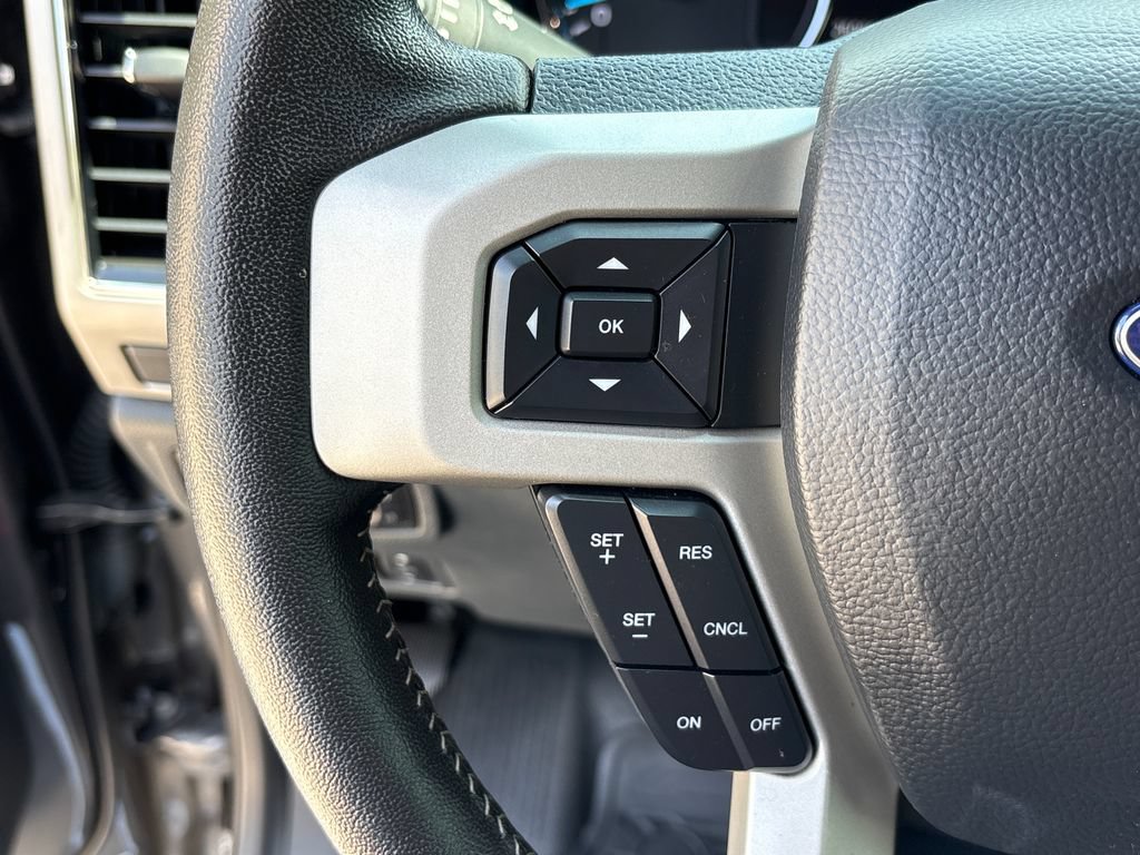 Certified 2022 Ford F250 Lariat w/ Lariat Ultimate Package AWD/4WD image 17