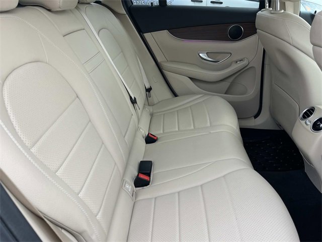 Used 2021 Mercedes-Benz GLC 300 4MATIC image 24