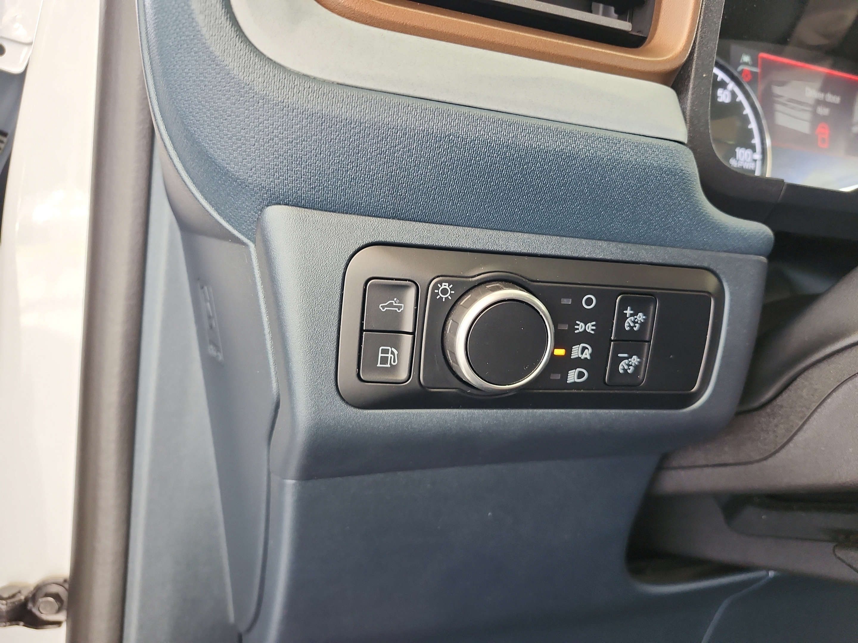 Certified 2024 Ford Maverick Lariat FWD image 13