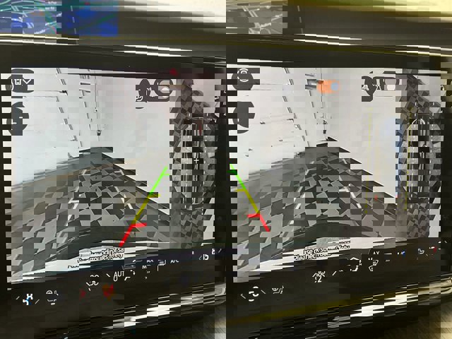 Certified 2025 Ford Expedition Platinum w/ Platinum Ultimate Package image 6