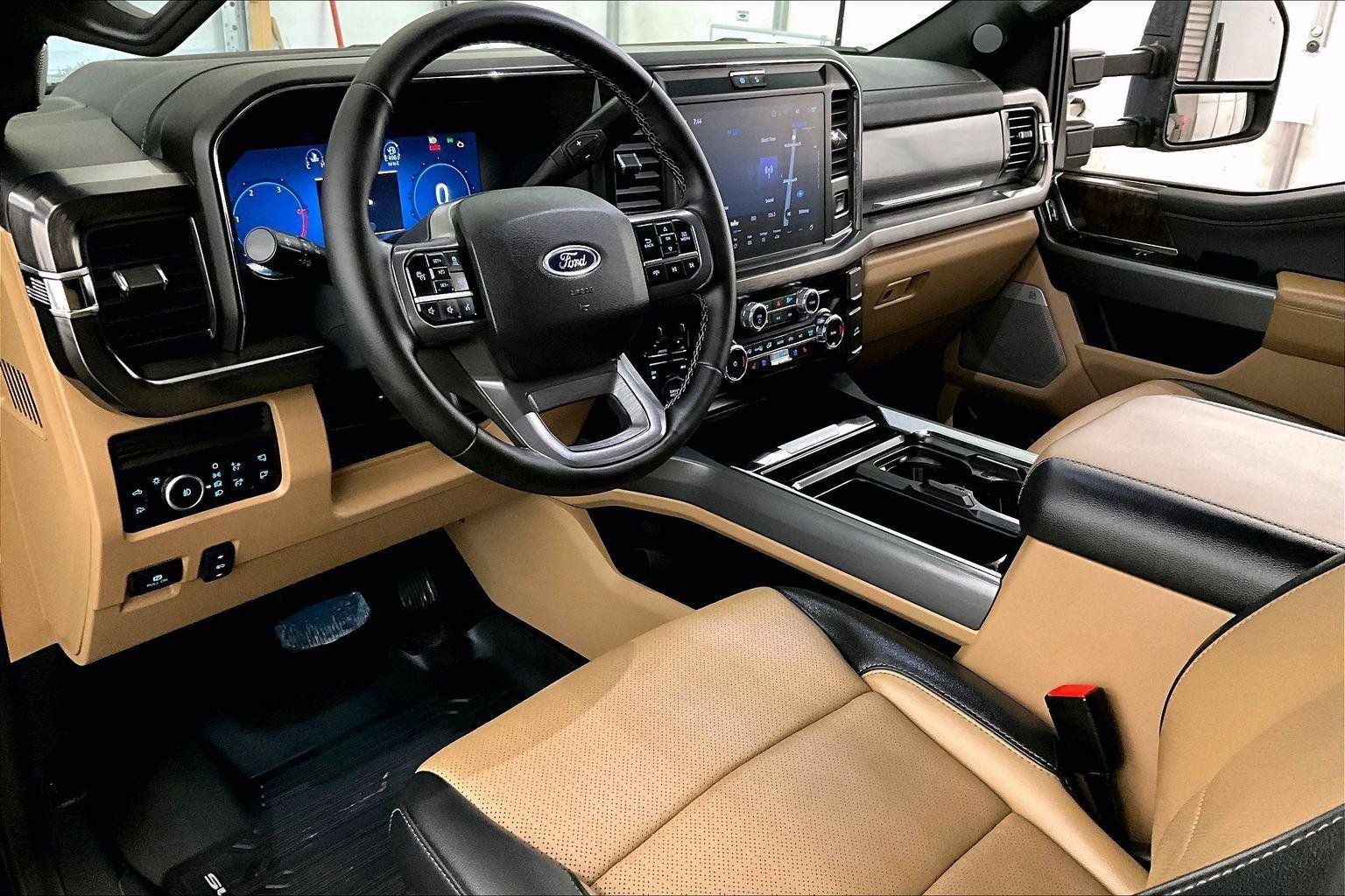 Certified 2025 Ford F250 Lariat w/ Lariat Ultimate Package image 12