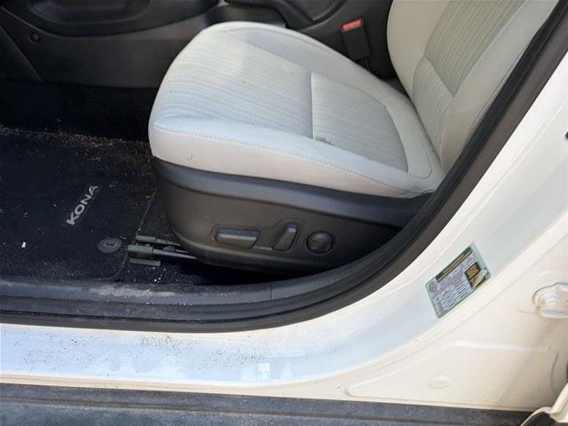 Used 2023 Hyundai Kona SEL AWD/4WD image 8