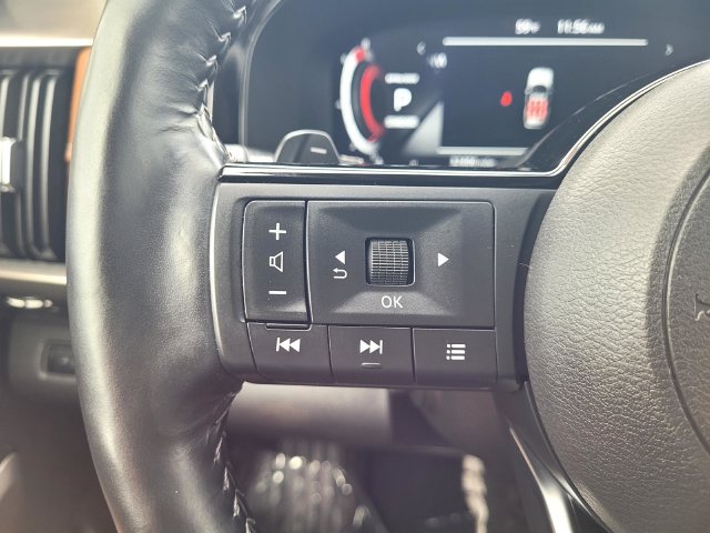 Used 2024 Nissan Pathfinder Platinum w/ Cargo Package FWD image 24