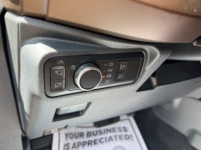 Certified 2022 Ford Bronco Outer Banks w/ Sasquatch Package AWD/4WD image 8