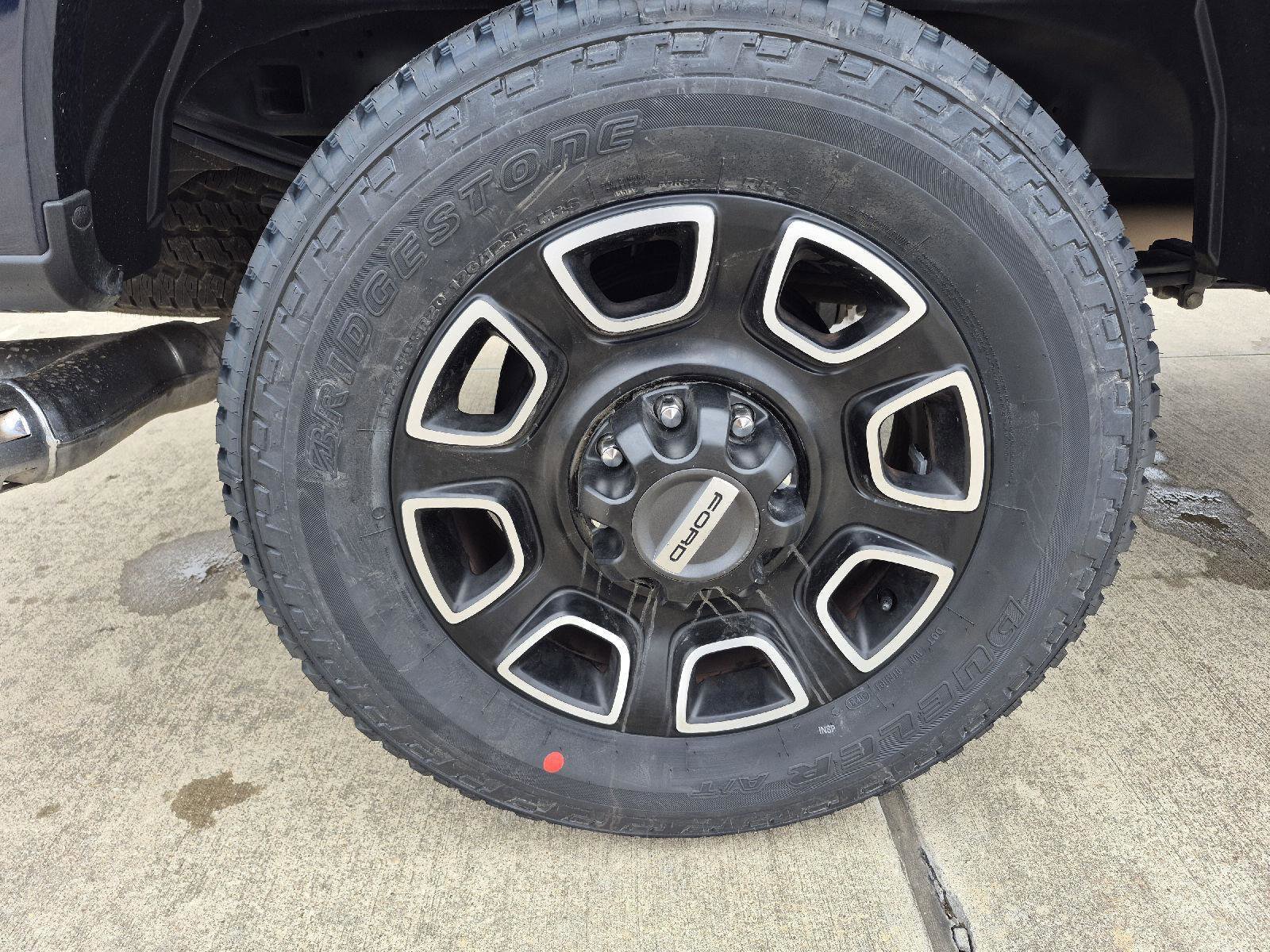 Certified 2024 Ford F250 Platinum w/ FX4 Off-Road Package image 8