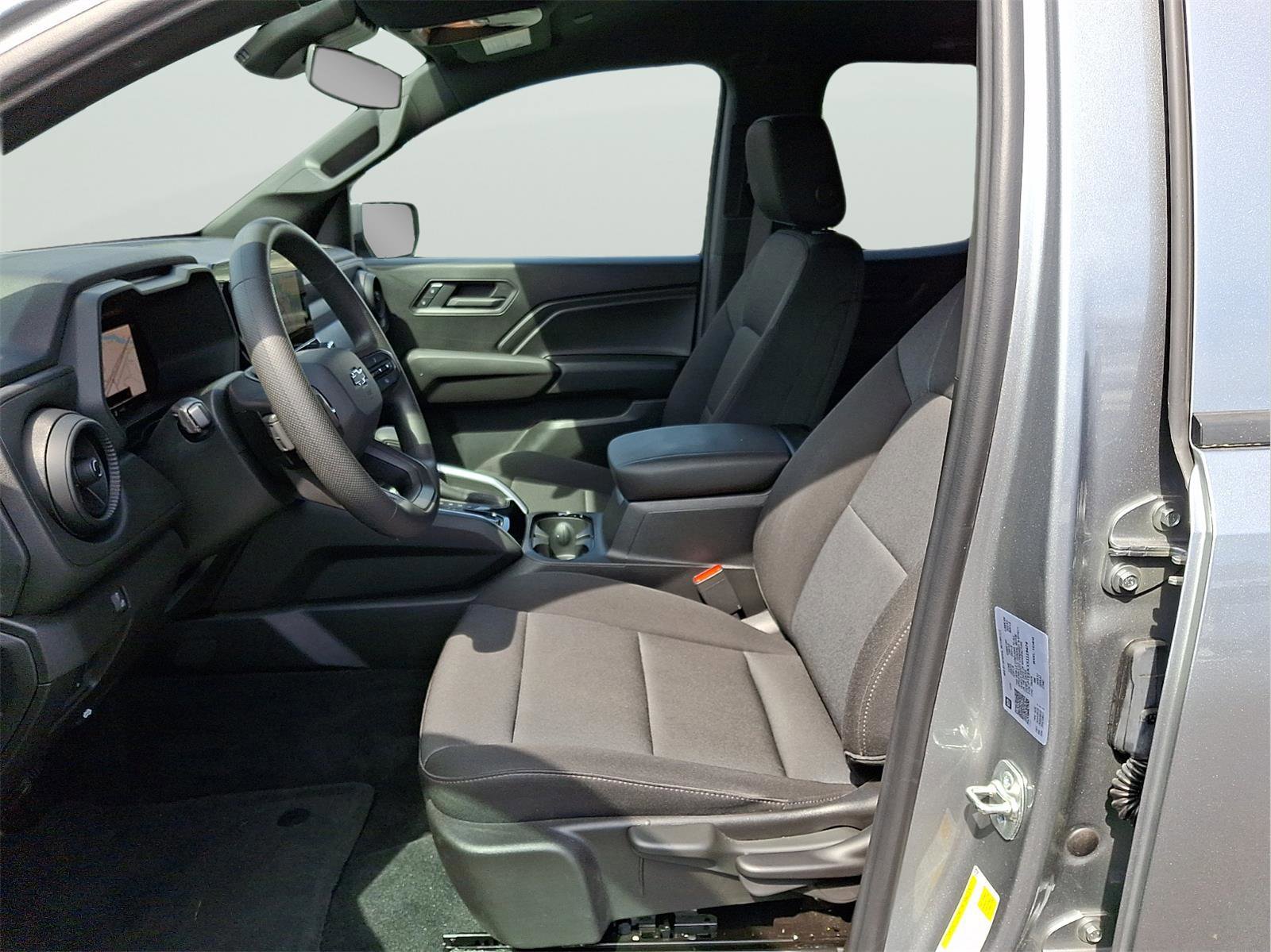 Used 2025 Chevrolet Colorado Trail Boss image 25