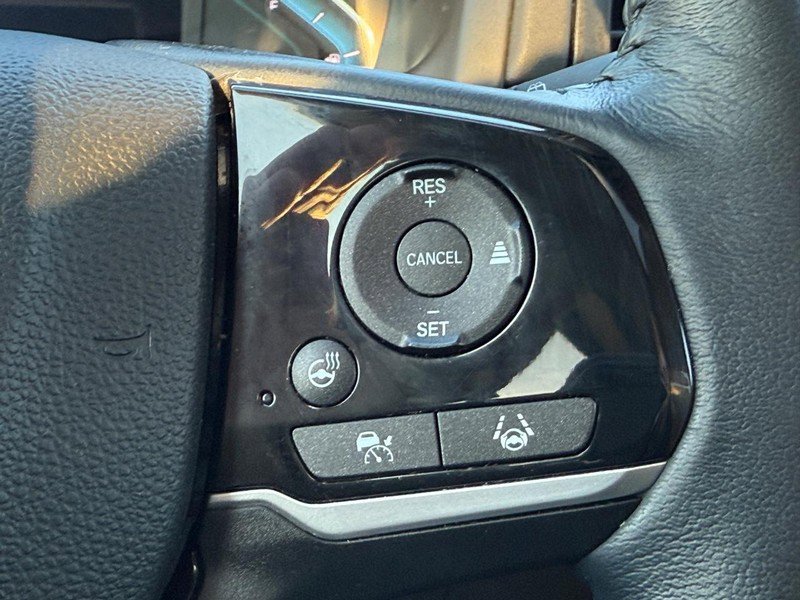 Used 2024 Honda Odyssey Elite image 17