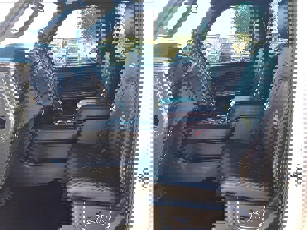 Certified 2023 Ford Expedition Max Platinum image 24