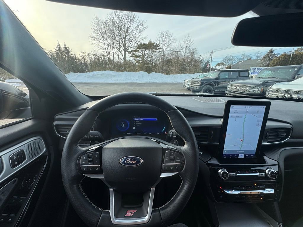 Certified 2022 Ford Explorer ST w/ Equipment Group 401A image 17