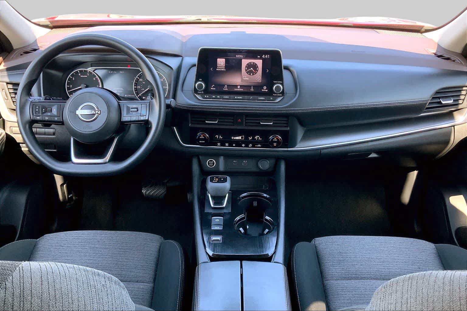 Used 2023 Nissan Rogue SV FWD image 16