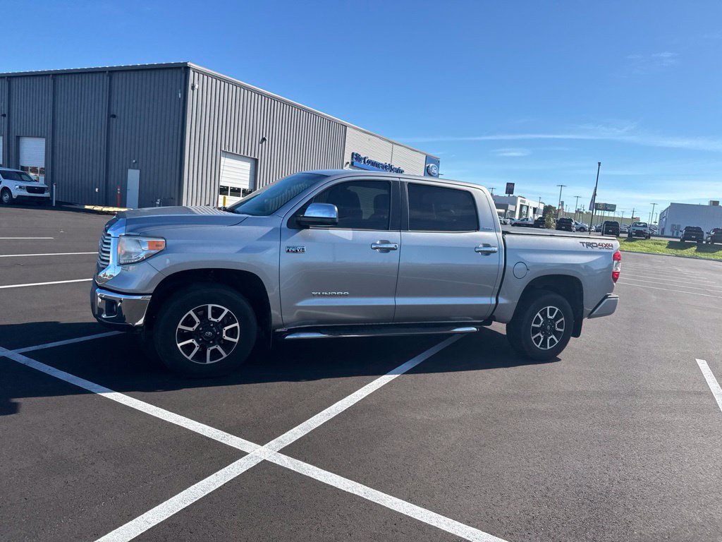 Used 2017 Toyota Tundra Limited w/ Limited Premium Package AWD/4WD image 7