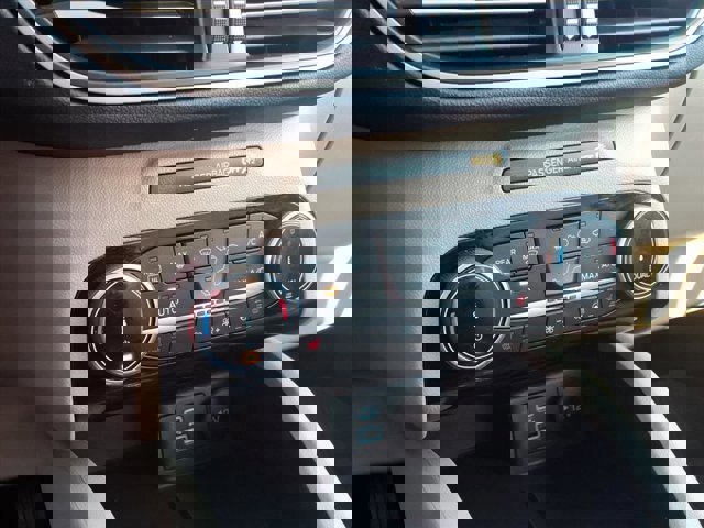 Certified 2022 Ford Escape SEL image 11