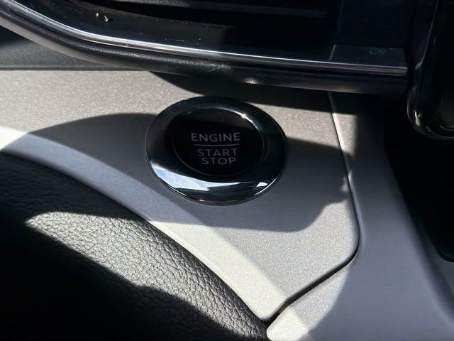 Certified 2024 Ford Explorer XLT w/ Equipment Group 202A image 19