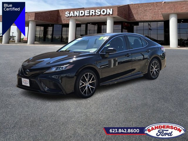 Used 2024 Toyota Camry SE image 1