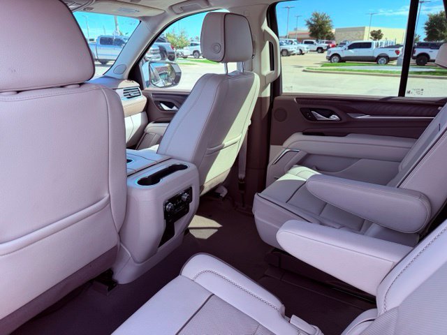 Used 2024 GMC Yukon Denali AWD/4WD image 26