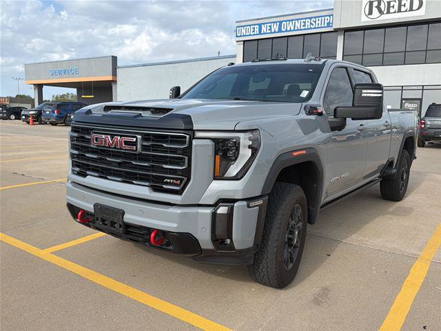 Used 2024 GMC Sierra 2500 AT4 w/ AT4 Premium Plus Package AWD/4WD image 2