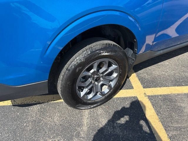 Certified 2025 Ford Maverick XLT w/ Equipment Group 302A AWD/4WD image 4