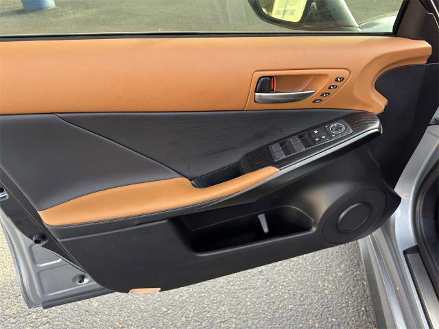 Used 2025 Lexus IS 300 w/ Premium Package image 12