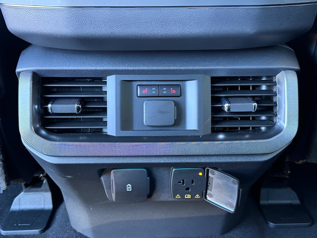 Certified 2024 Ford F150 Platinum w/ Equipment Group 702A High image 40