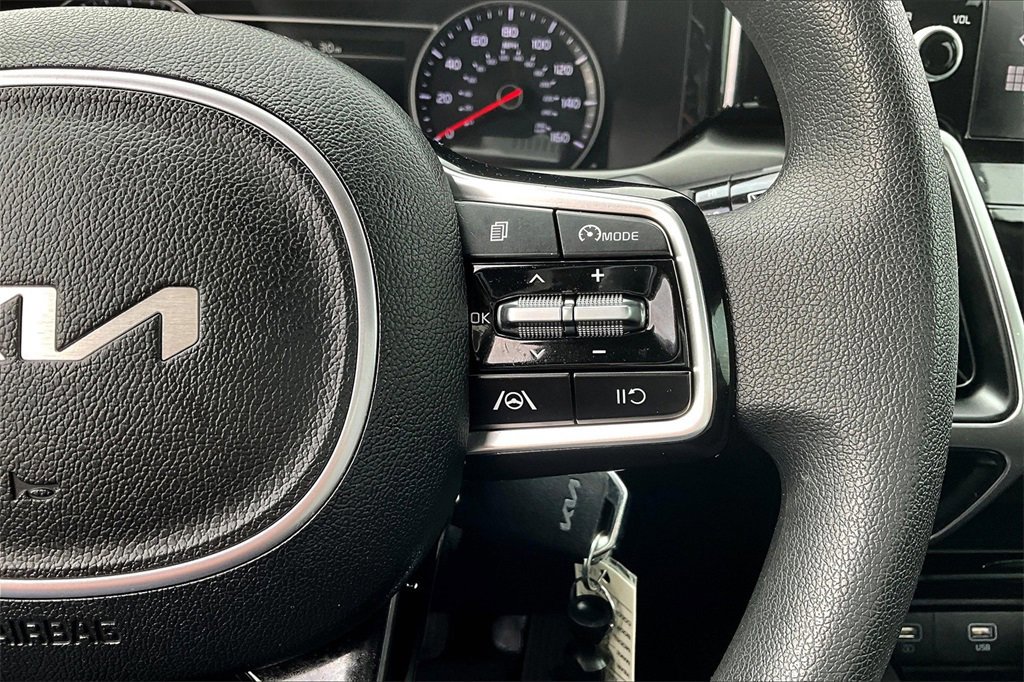 Used 2022 Kia Sorento LX image 18