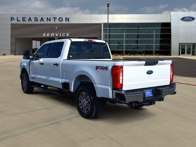 Certified 2025 Ford F250 XLT w/ FX4 Off-Road Package AWD/4WD image 3