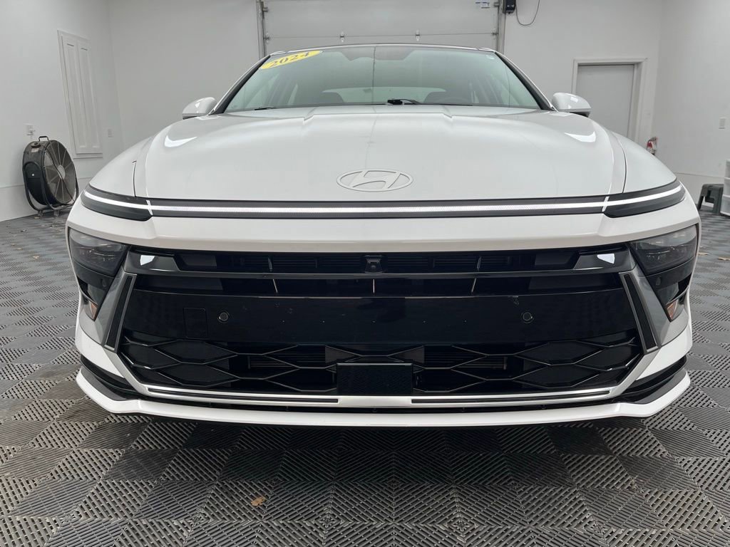 Used 2024 Hyundai Sonata Limited image 9