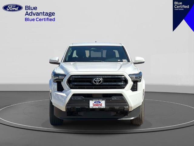 Used 2024 Toyota Tacoma SR5 AWD/4WD image 3