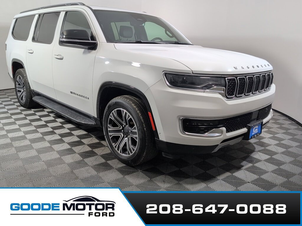 Used 2024 Jeep Wagoneer L Series II AWD/4WD image 2