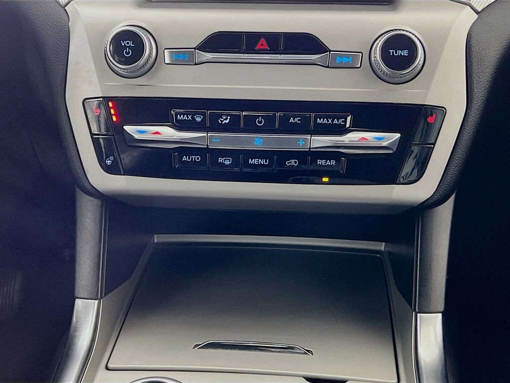 Certified 2024 Ford Explorer XLT w/ Equipment Group 202A image 22