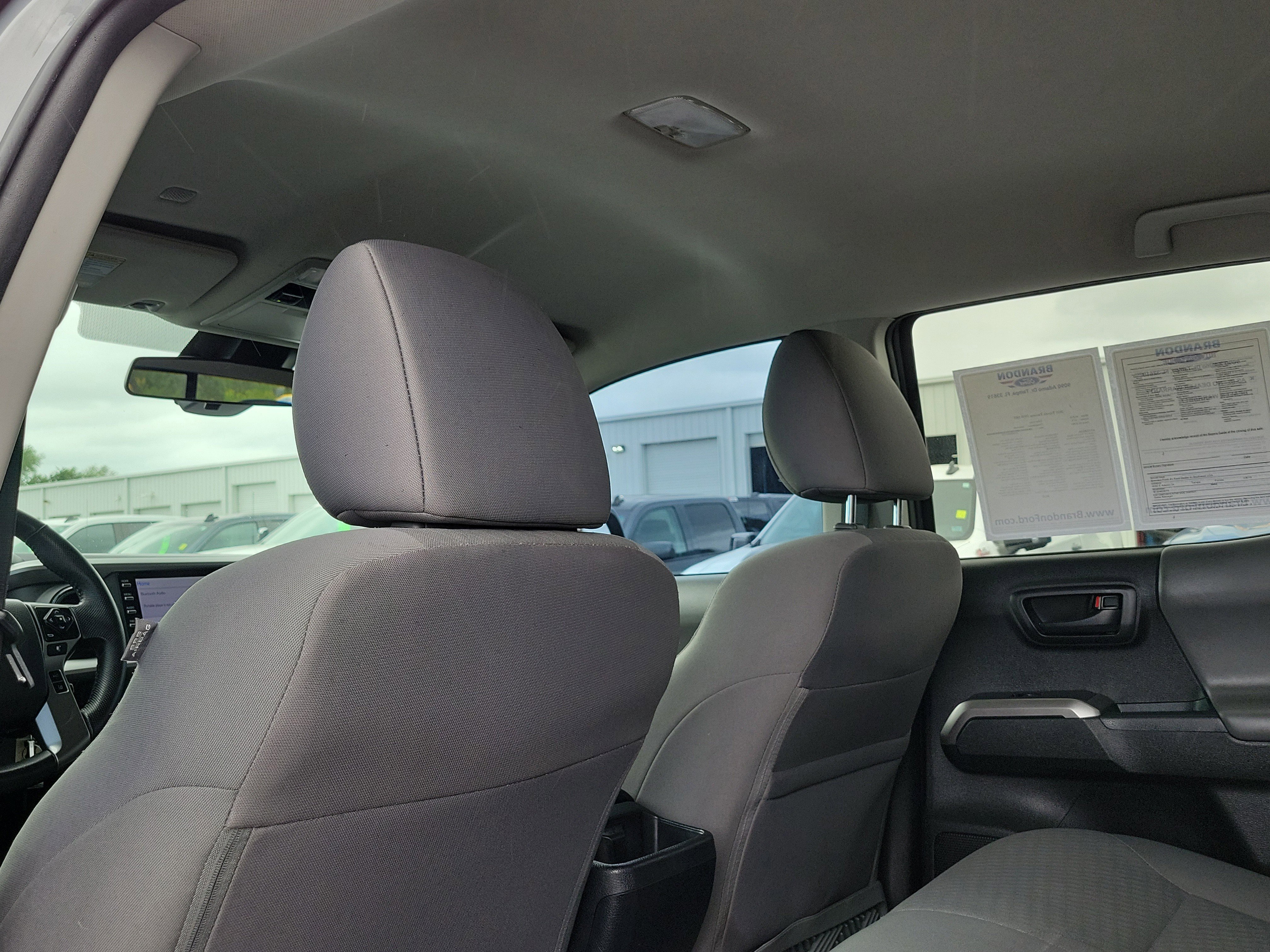 Used 2021 Toyota Tacoma SR5 w/ SR5 Appearance Package (SM) image 12