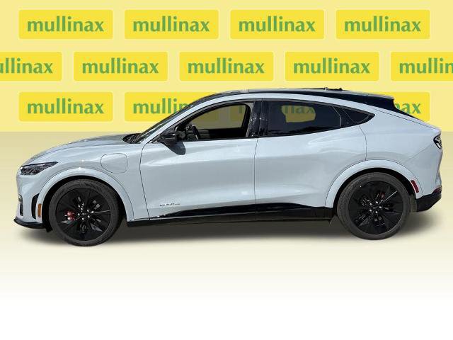 Certified 2025 Ford Mustang Mach-E GT image 5