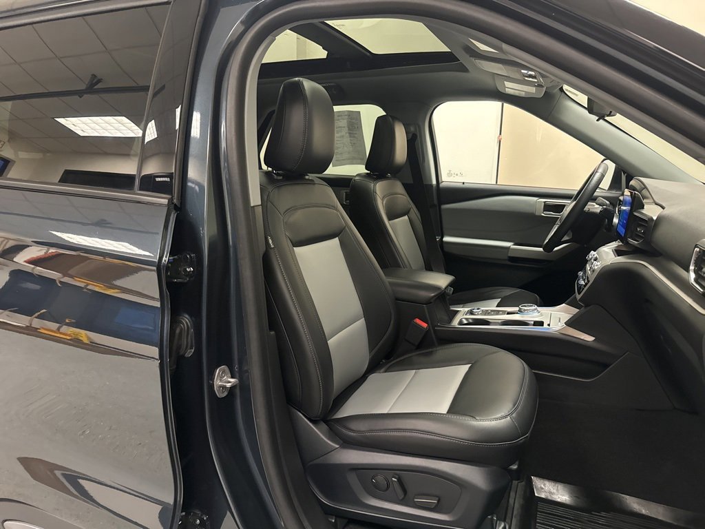 Certified 2023 Ford Explorer XLT w/ Equipment Group 202A image 42