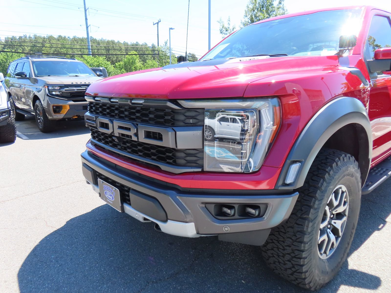 Certified 2023 Ford F150 Raptor AWD/4WD image 9
