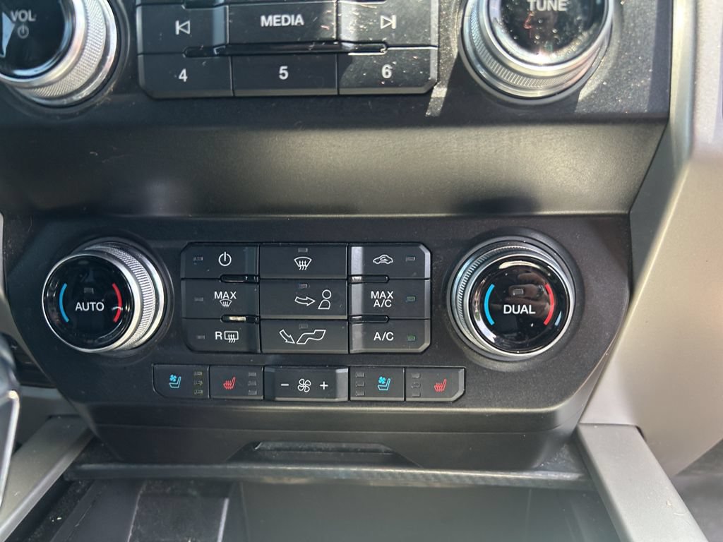 Certified 2020 Ford F150 Lariat w/ Equipment Group 502A Luxury AWD/4WD image 14