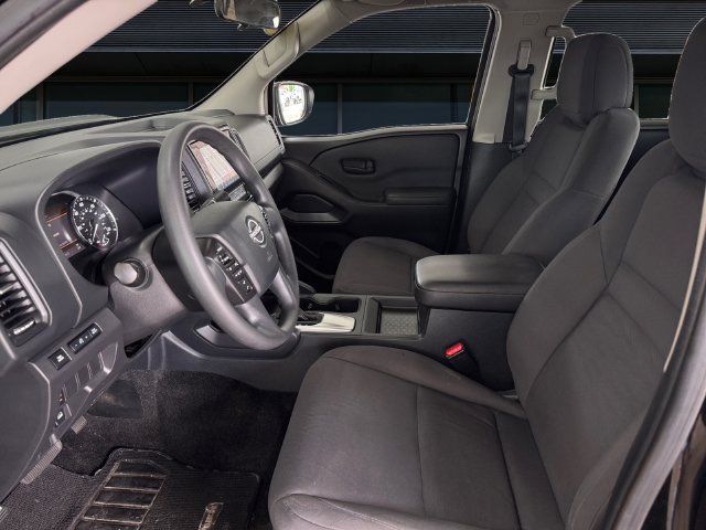 Used 2022 Nissan Frontier S w/ Technology Package AWD/4WD image 9