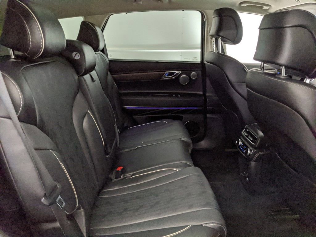 Used 2022 Genesis GV80 2.5T w/ Prestige Package 04 image 27