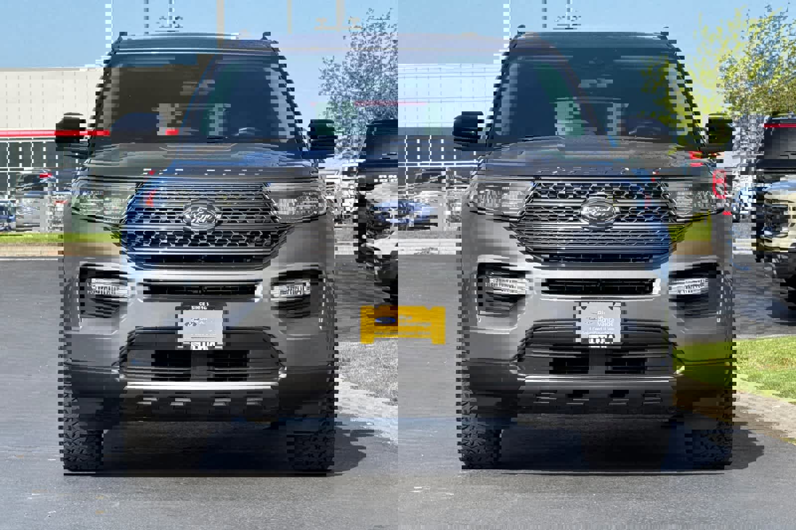 Certified 2023 Ford Explorer XLT w/ Equipment Group 202A image 8