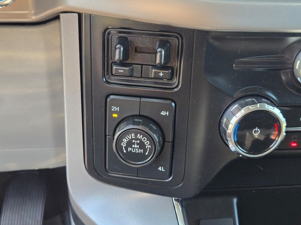 Certified 2024 Ford F150 XLT w/ Equipment Group 302A MID AWD/4WD image 30