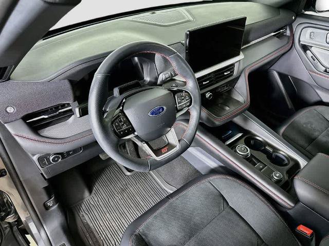Certified 2025 Ford Explorer ST AWD/4WD image 2