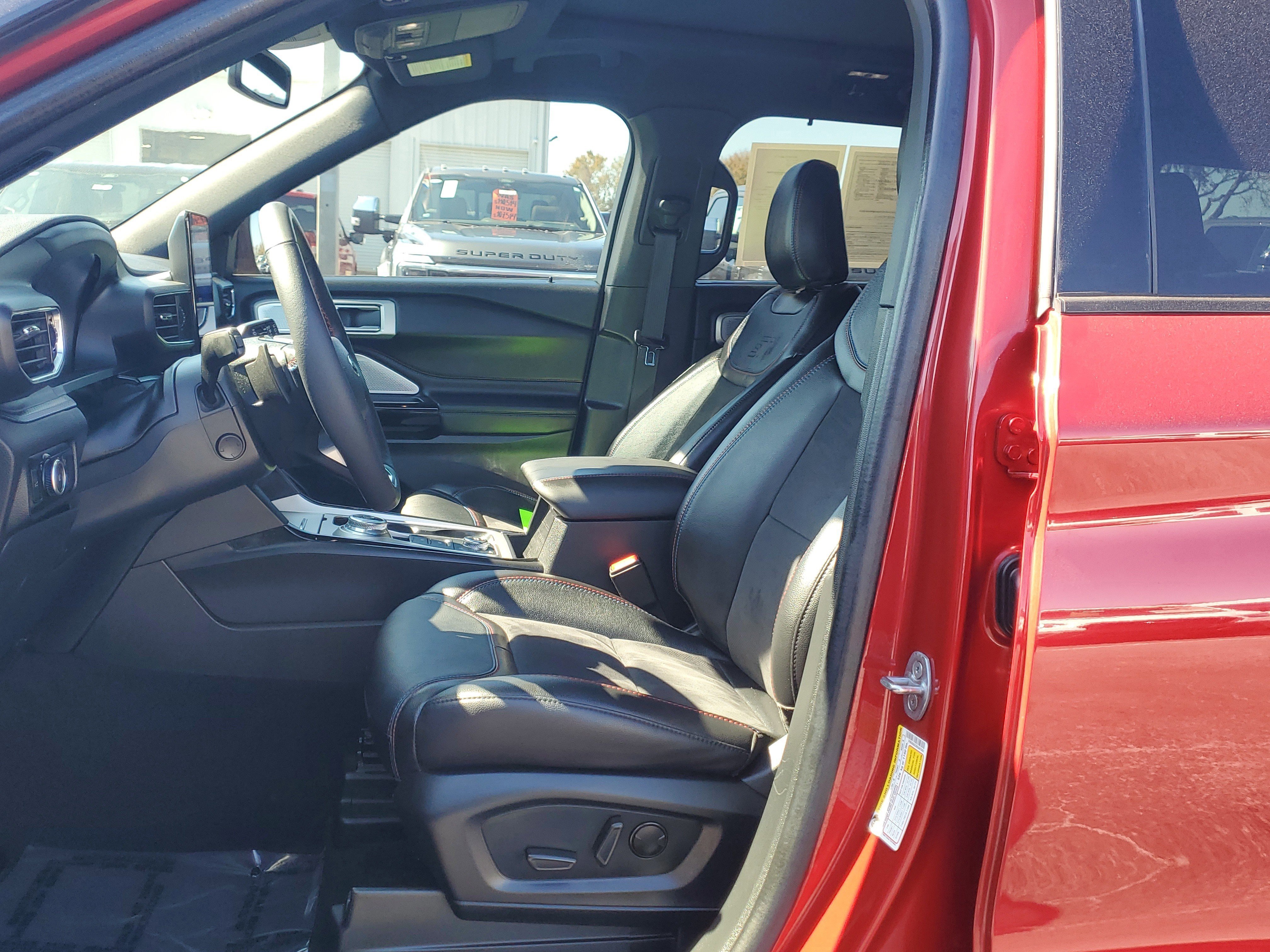 Certified 2024 Ford Explorer ST w/ Equipment Group 401A image 22