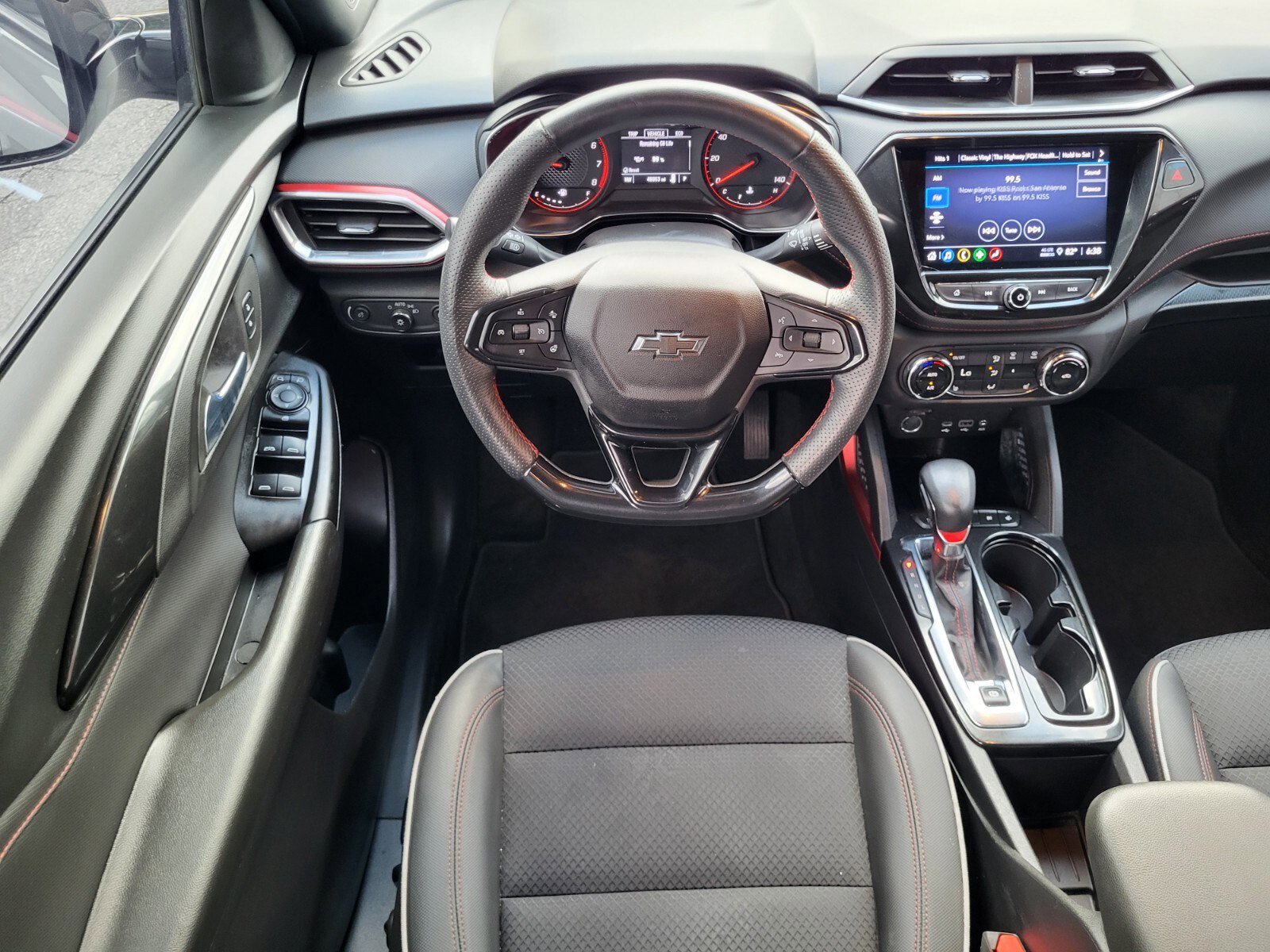 Used 2023 Chevrolet TrailBlazer RS w/ Convenience Package FWD image 14