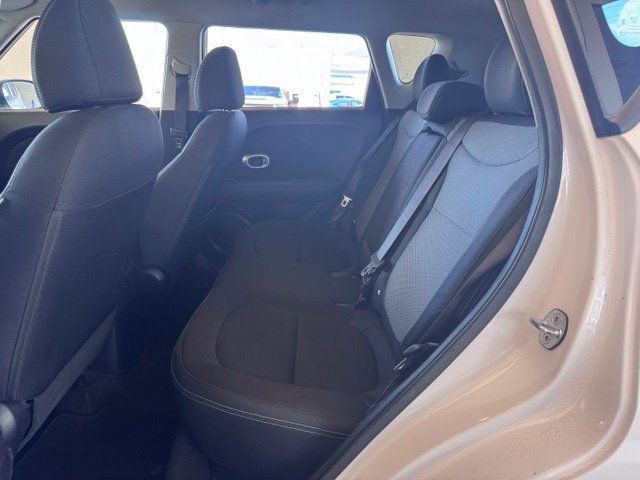 Used 2018 Kia Soul + FWD image 10