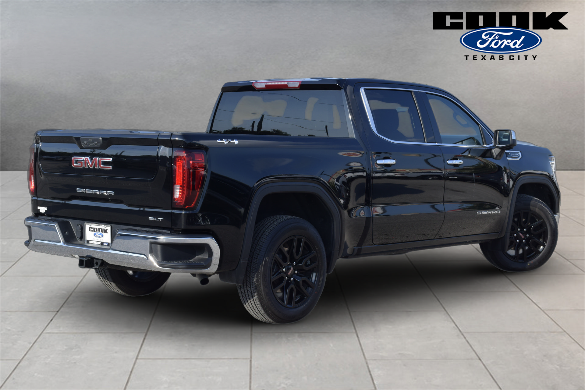 Used 2026 GMC Sierra 1500 SLT AWD/4WD image 4
