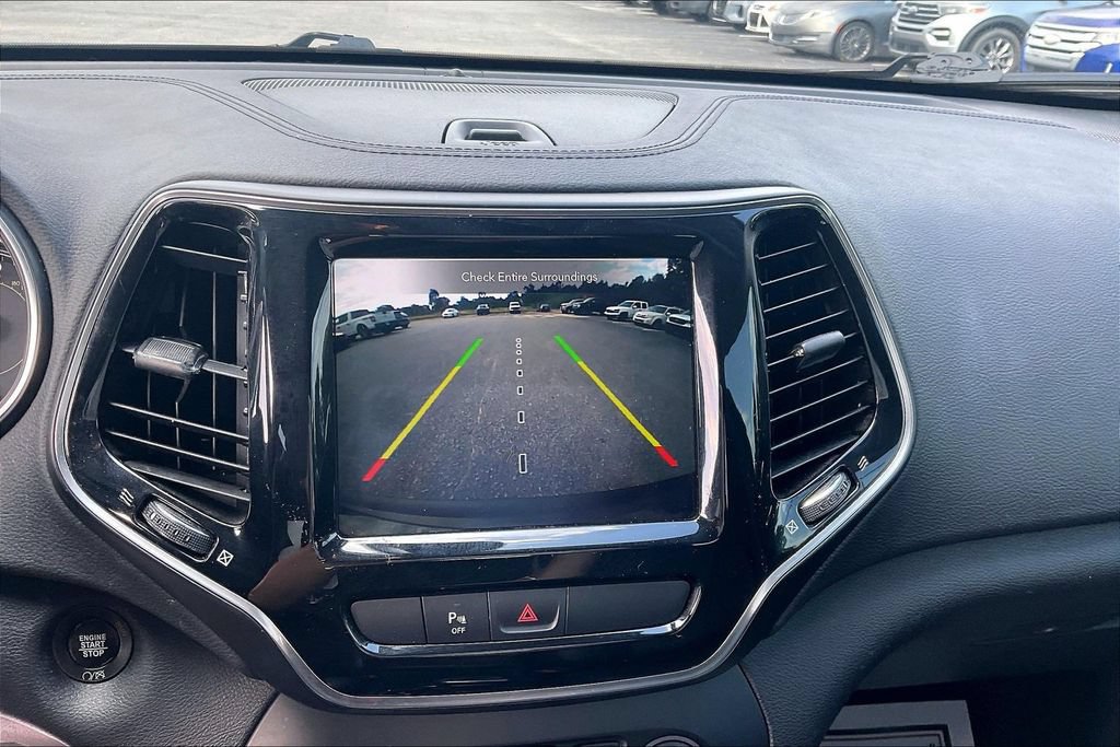 Used 2019 Jeep Cherokee Limited w/ Luxury Group FWD image 21