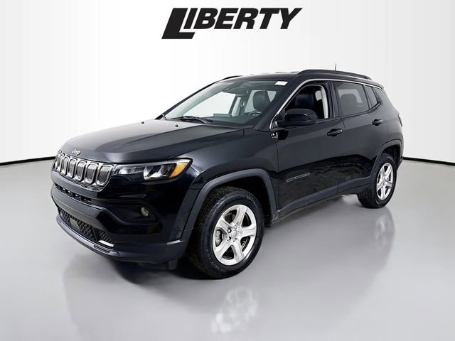 Used 2022 Jeep Compass Latitude w/ Convenience Group image 3
