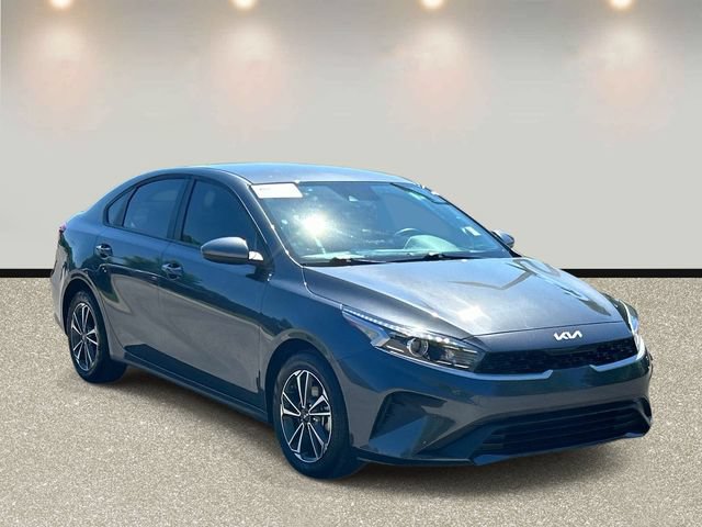 Used 2024 Kia Forte LXS FWD image 3